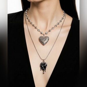 2 pieces Heart Pendant Necklaces